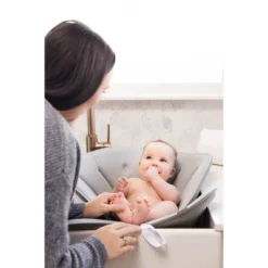 Ubbi® Ubbi Sink Bather Bathing Seat 9 Ubbi® Ubbi Sink Bather Bathing Seat -Chicco Outlet Store GUEST 1601e8b9 2099 4d59 af5d 514959cf00ba