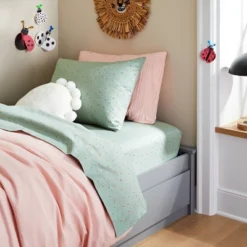 Ladybug Microfiber Kids' Sheet Set - Pillowfort™