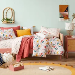 Ladybug Microfiber Kids' Sheet Set - Pillowfort™ -Chicco Outlet Store GUEST ed264957 9ed7 491c be6e c15c5031f3cf